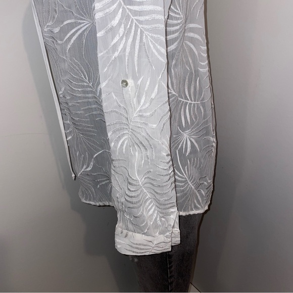 Saks Fifth AvenueTunic Blouse long sleeve sheer white floral embroidered medium - Picture 3 of 6